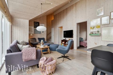 In der Sofalandschaft des Ferienhauses Nr. 323 kann man es richtig gemütlich machen.