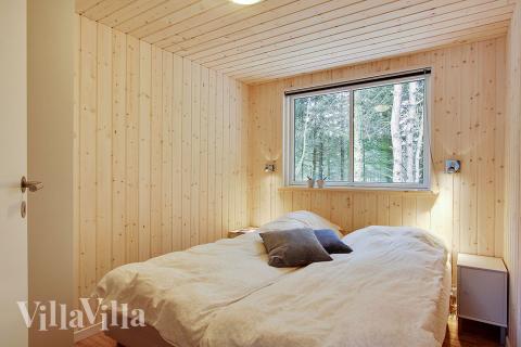 Eines der 9 Schlafzimmer im Luxusferienhaus Nr. 330