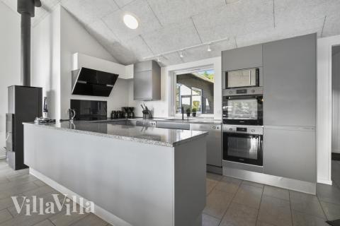 Die Küche im Luxusferienhaus Nr. 332 ist gut eingerichtet.