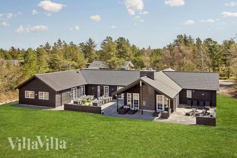 Großes Luxusferienhaus in Blåvand - in der nähe von Stadt und Strand 