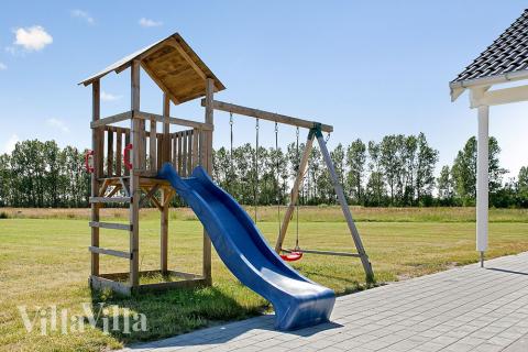 Neben den vielen schönen Stunden, die man im Poolbereich des Hauses verbringen kann, bietet das Luxusferienhaus 343 auch zahlreiche Freizeitangebote im Freien