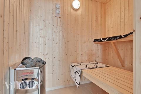 Genießen Sie die heiße Sauna im Luxusferienhaus Nr. 347 für 18 Personen