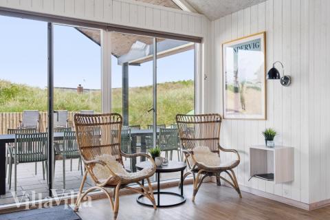 Aufenthaltsraum mit Platz für 20 im Luxusferienhaus Nr. 348.