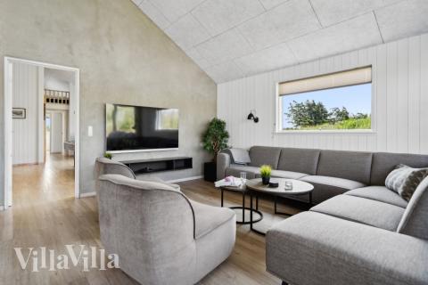 Die Couchecke im Luxusferienhaus Nr. 348 in Westjütland.