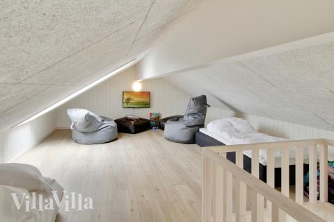 Einige der 20 Schlafgelegenheiten befinden sich im Luxusferienhaus Nr. 348 auf dem ausgebauten Dachboden