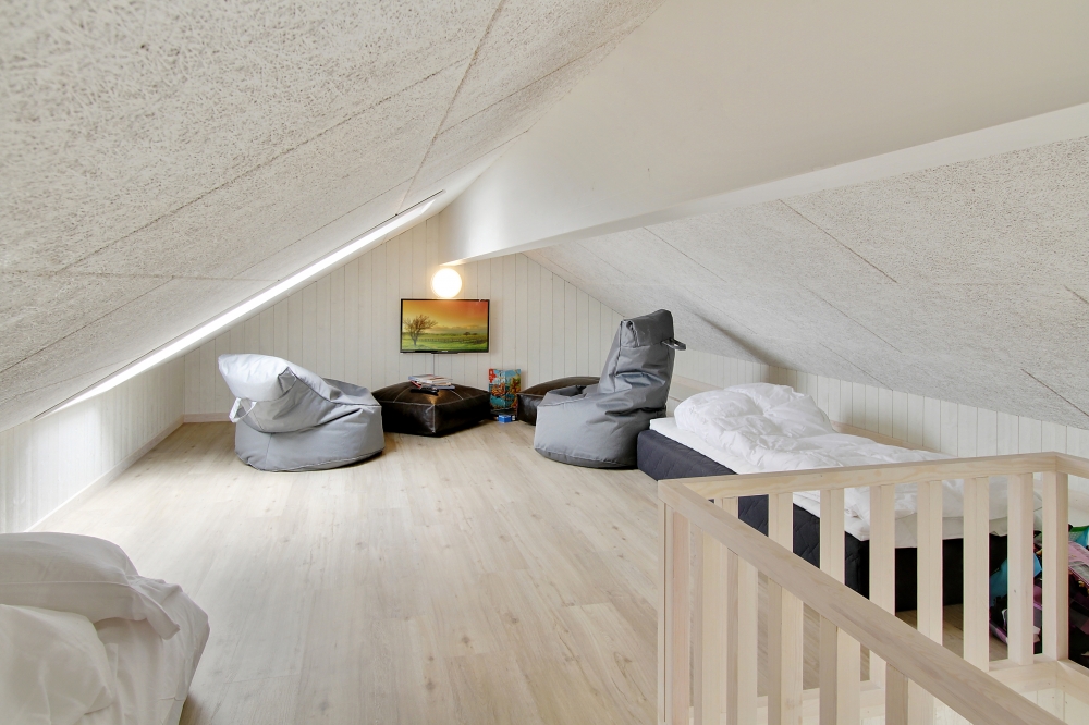 Einige der 20 Schlafgelegenheiten befinden sich im Luxusferienhaus Nr. 348 auf dem ausgebauten Dachboden
