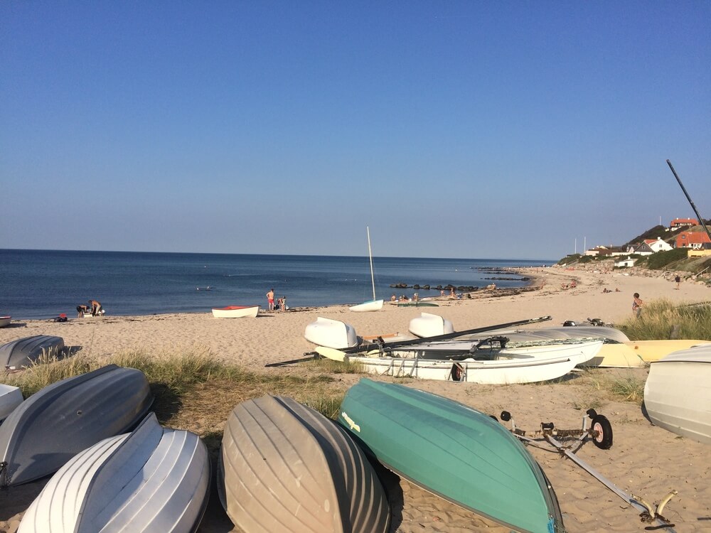 Der herrliche Strand in der Nähe von Luxusferienhaus Nr. 352 bei Nordseeland.