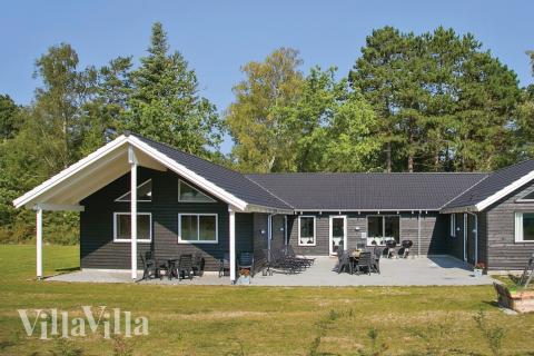 Dieses schöne Poolhaus Nr. 351 mit Platz für 22 Personen liegt in Nordseeland