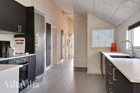 Die Küche in dem Luxusferienhaus Nr. 349 ist so gut ausgestattet, dass man problemlos Mahlzeiten für 14 Personen zubereiten kann.