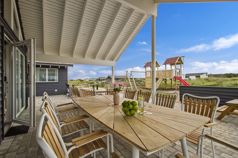 Das Luxusferienhaus Nr. 357 hat eine tolle Terrasse, die mit hochwertigen Gartenmöbeln für 18 Personen ausgestattet ist.