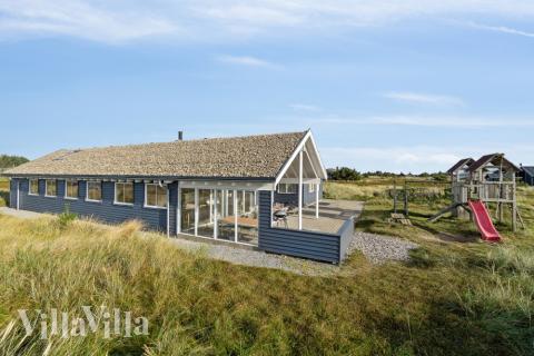 Dieses schöne Poolhaus Nr. 357 mit Platz für 18 Personen liegt in Westjütland