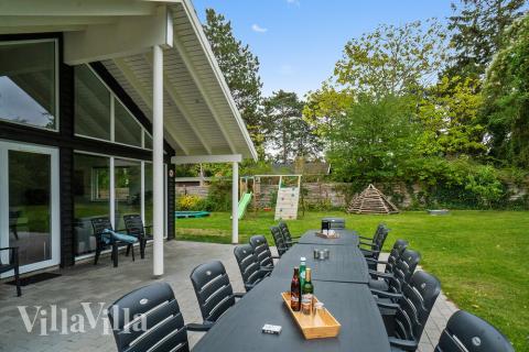Das Luxusferienhaus Nr. 361 hat eine tolle Terrasse, die mit hochwertigen Gartenmöbeln für 18 Personen ausgestattet ist.