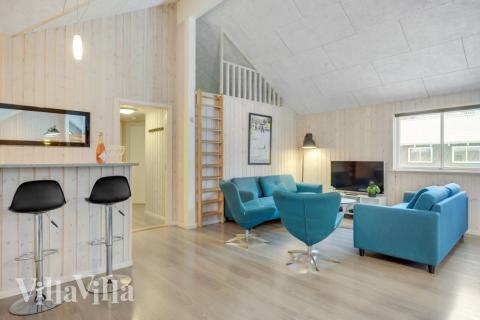 Das Luxusferienhaus 362 für 24 Personen hat einen großen Aktivitätsraum mit u. a. Billard und Darts