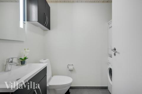 Im Luxusferienhaus Nr. 362 für 24 Personen gibt es Bad mit Dusche.