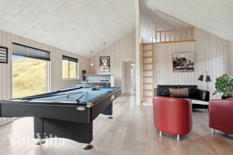 Neben den vielen schönen Stunden, die man im Poolbereich des Hauses verbringen kann, bietet das Luxusferienhaus 363 auch Spielevergnügen bei Billard/Tischtennis und Darts