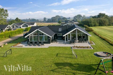 Das Luxusferienhaus Nr. 366 hat eine tolle Terrasse, die mit hochwertigen Gartenmöbeln für 14 Personen ausgestattet ist.