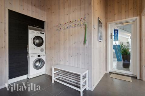 Der geräumige Eingangsbereich im Luxusferienhaus Nr. 371 in Westjütland