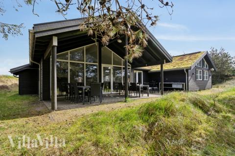 Dieses schöne Poolhaus Nr. 371 mit Platz für 21 Personen liegt in Westjütland