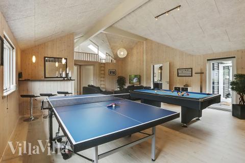 Aktivitätsraum im Luxusferienhaus Nr. 376 mit 8 Schlafzimmern und Platz für 22 Gäste.