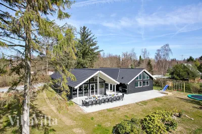 Großes Ferienhaus mit Pool Nr. 384 für 20 Personen bei Gilleleje, 500 m vom Badestrand, Nordseeland – mit Whirlpool und Sauna, Dänemark