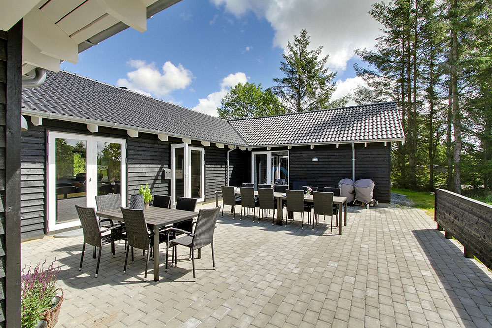 Das Luxusferienhaus Nr. 387 hat eine tolle Terrasse, die mit hochwertigen Gartenmöbeln für 24 Personen ausgestattet ist.