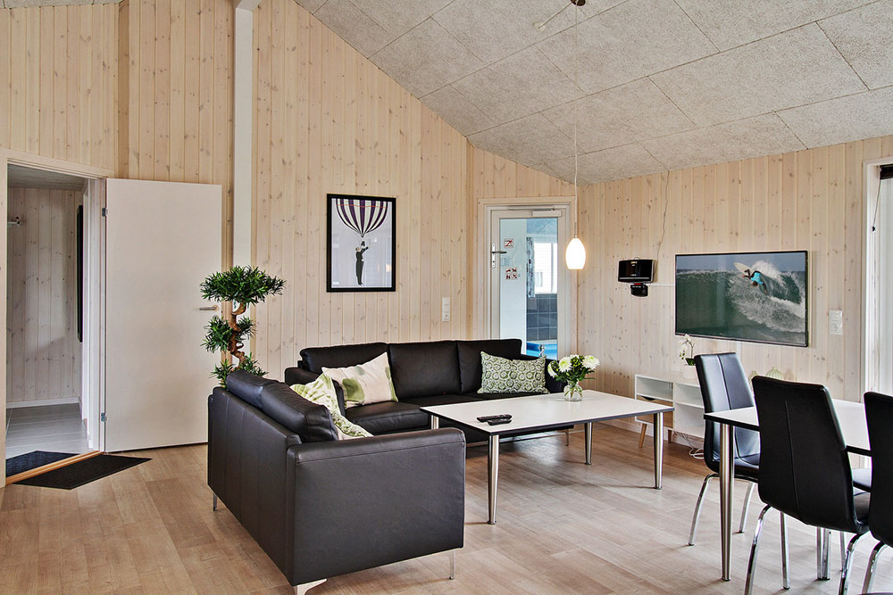 Aufenthaltsraum mit Platz für 24 im Luxusferienhaus Nr. 701.