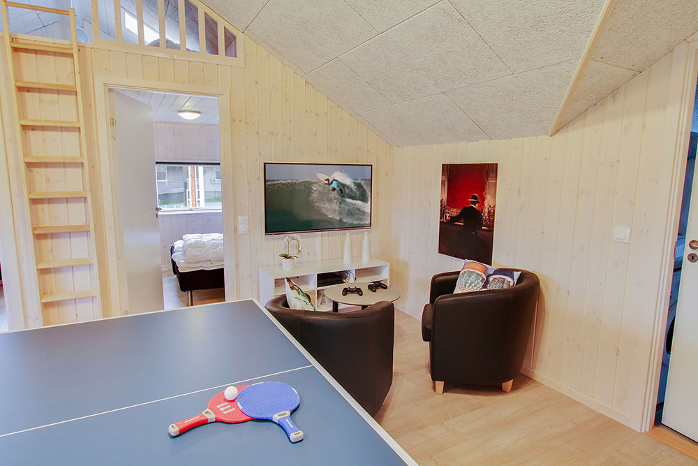 Aktivitätsraum im Luxusferienhaus Nr. 708 mit 5 Schlafzimmern und Platz für 12 Gäste.