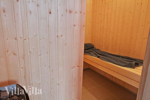 Genießen Sie die heiße Sauna im Luxusferienhaus Nr. 708 für 12 Personen