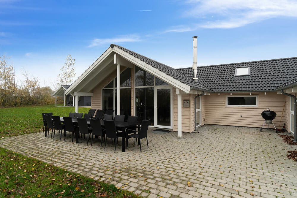 Das Luxusferienhaus Nr. 708 hat eine tolle Terrasse, die mit hochwertigen Gartenmöbeln für 12 Personen ausgestattet ist.