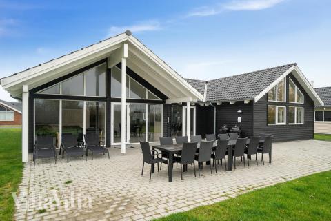 Dieses schöne Poolhaus Nr. 709 mit Platz für 16 Personen liegt in Deutschland