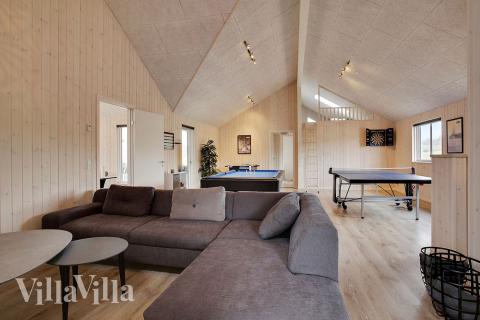 Aktivitätsraum im Luxusferienhaus Nr. 395 mit 8 Schlafzimmern und Platz für 20 Gäste.