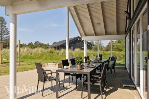 Große Terrasse am Luxusferienhaus Nr. 396 in Westjütland.