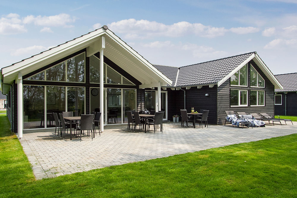 Dieses schöne Poolhaus Nr. 713 mit Platz für 16 Personen liegt in Deutschland