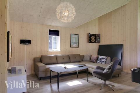 Aktivitätsraum im Luxusferienhaus Nr. 713 mit 6 Schlafzimmern und Platz für 16 Gäste.