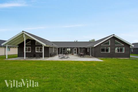 Dieses schöne Poolhaus Nr. 706 mit Platz für 24 Personen liegt in Deutschland