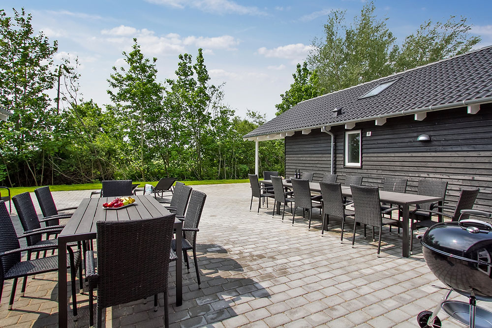 Das Luxusferienhaus Nr. 714 hat eine tolle Terrasse, die mit hochwertigen Gartenmöbeln für 24 Personen ausgestattet ist.