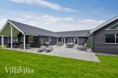 Dieses schöne Poolhaus Nr. 715 mit Platz für 20 Personen liegt in Deutschland