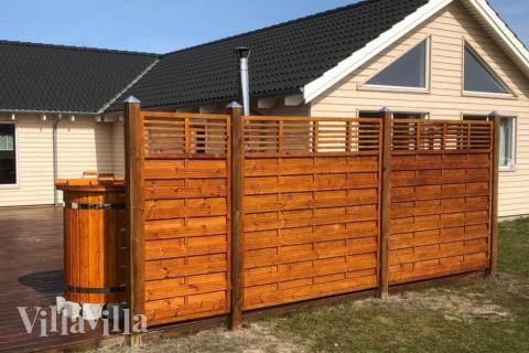 Neben den vielen schönen Stunden, die man im Poolbereich des Hauses verbringen kann, bietet das Luxusferienhaus 398 auch zahlreiche Freizeitangebote im Freien