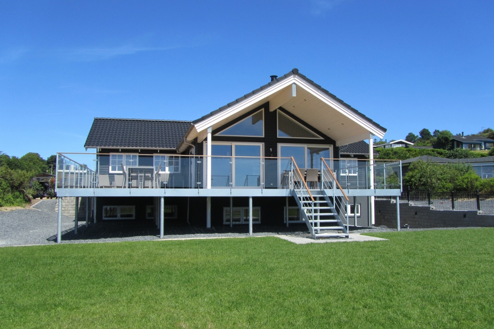 Dieses schöne Poolhaus Nr. 400 mit Platz für 24 Personen liegt in Ostjütland