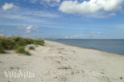 Der herrliche Strand in der Nähe von Luxusferienhaus Nr. 408 bei Nordjütland.