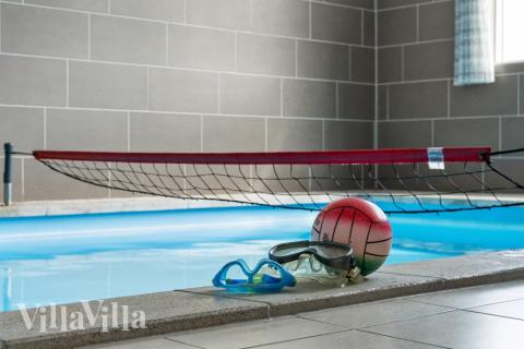 Der schicke Pool im Luxusferienhaus Nr. 408 für 18 Personen