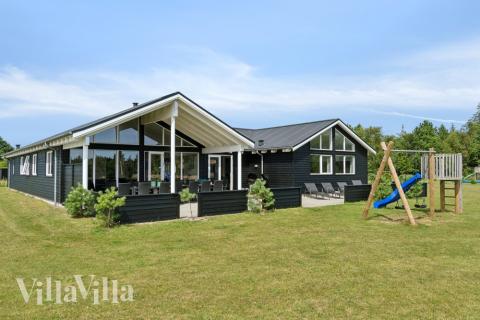 Dieses schöne Poolhaus Nr. 408 mit Platz für 18 Personen liegt in Nordjütland