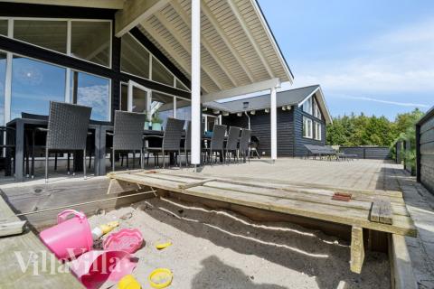 Große Terrasse am Luxusferienhaus Nr. 408 in Nordjütland.