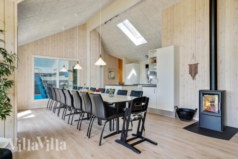 Aufenthaltsraum mit Platz für 16 im Luxusferienhaus Nr. 416.