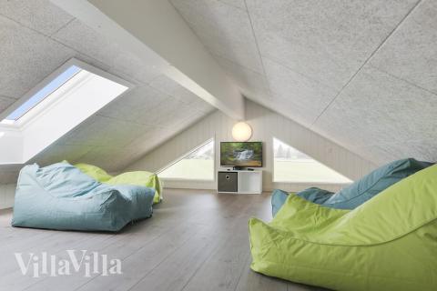 Einige der 24 Schlafgelegenheiten befinden sich im Luxusferienhaus Nr. 403 auf dem ausgebauten Dachboden