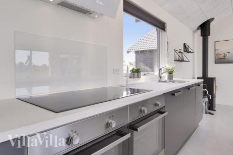 Die Küche im Luxusferienhaus Nr. 403 ist gut eingerichtet.