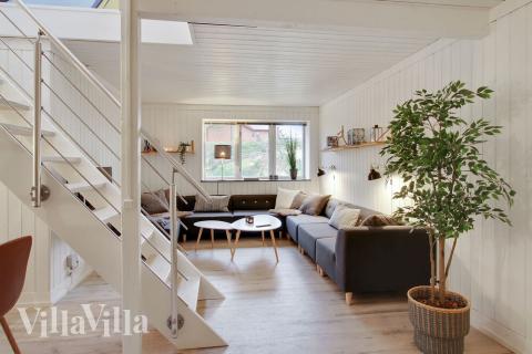 Aufenthaltsraum mit Platz für 28 im Luxusferienhaus Nr. 423.