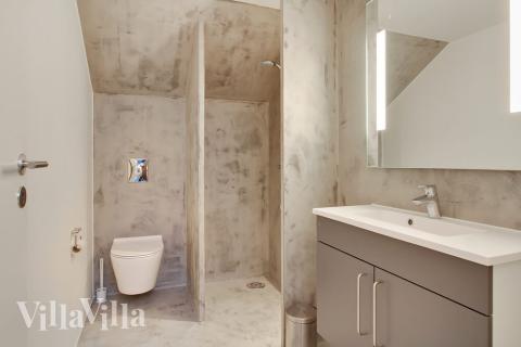 Das Ferienhaus 423 ist mit eigener Bar ausgestattet