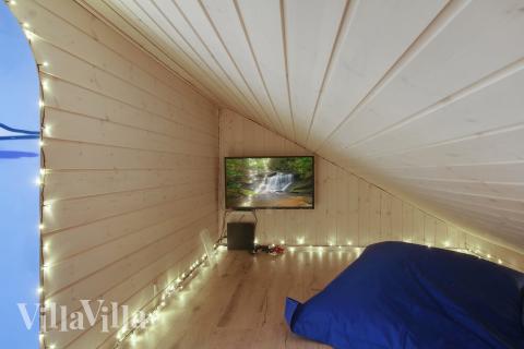 Einige der 28 Schlafgelegenheiten befinden sich im Luxusferienhaus Nr. 423 auf dem ausgebauten Dachboden