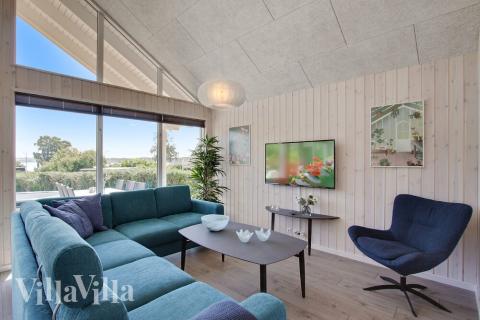 Die Couchecke im Luxusferienhaus Nr. 421 in Ostjütland.